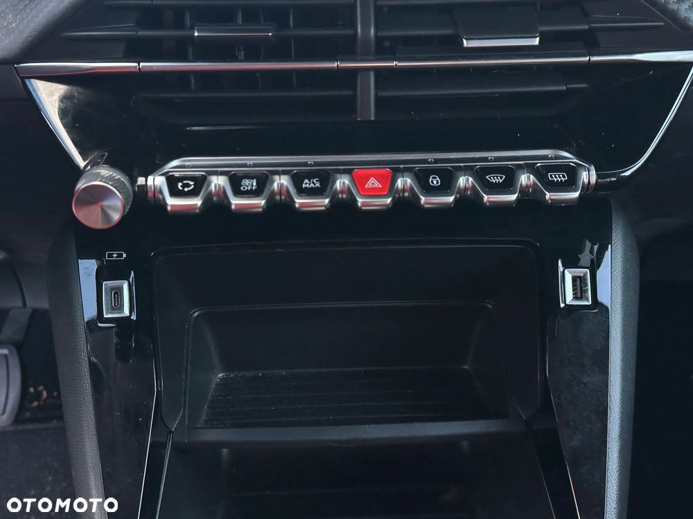 Peugeot 208 Elektromotor 136 E-Style - 14