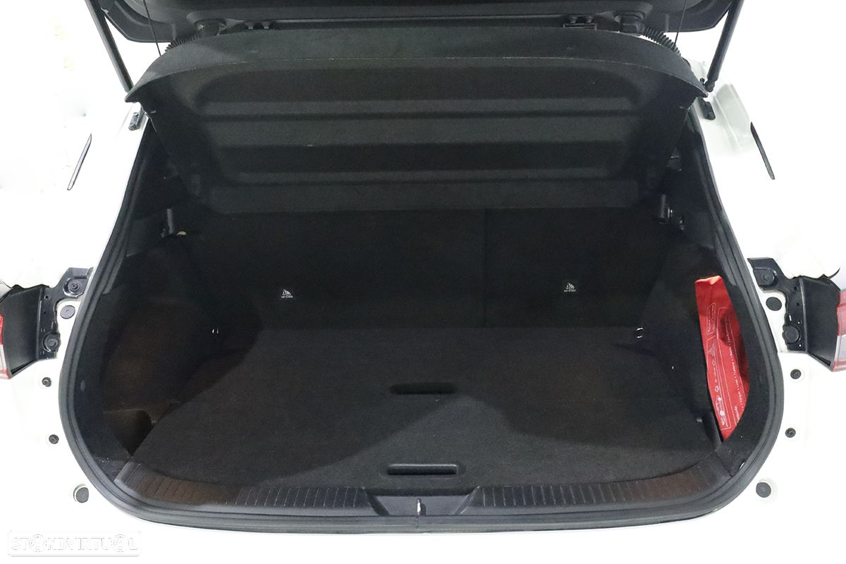 Nissan Qashqai 1.3 DIG-T N-Connecta Xtronic - 20