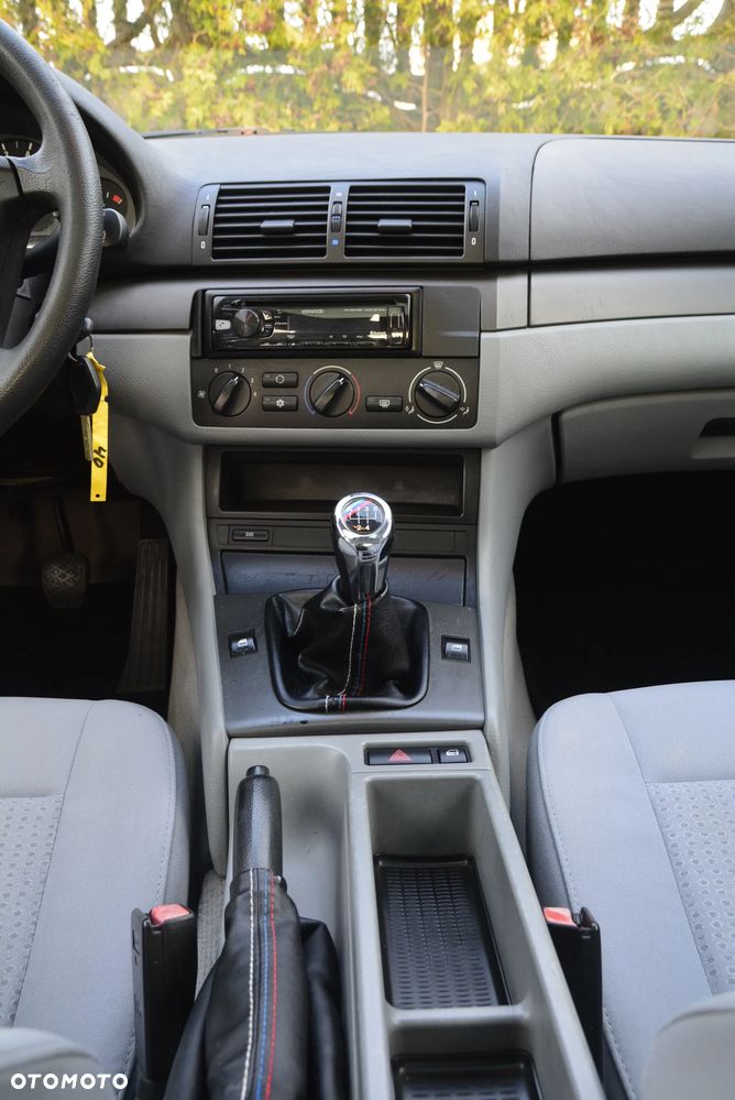 BMW Seria 3 318i - 19