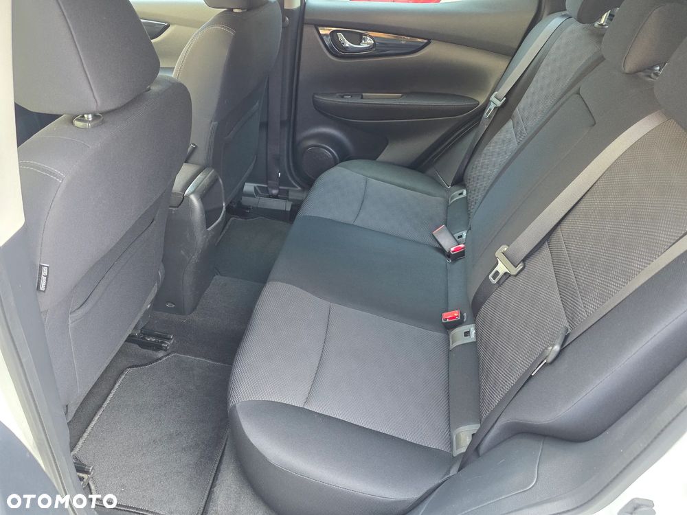 Nissan Qashqai 1.2 DIG-T N-Connecta - 15