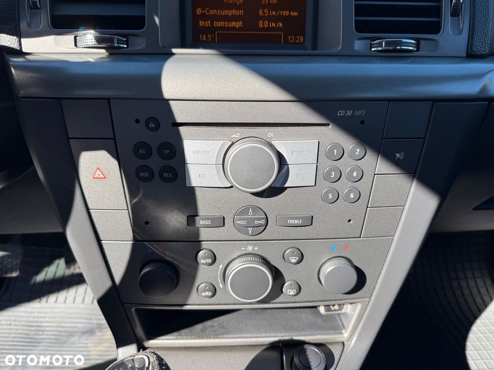 Opel Vectra 1.9 CDTI Cosmo - 14
