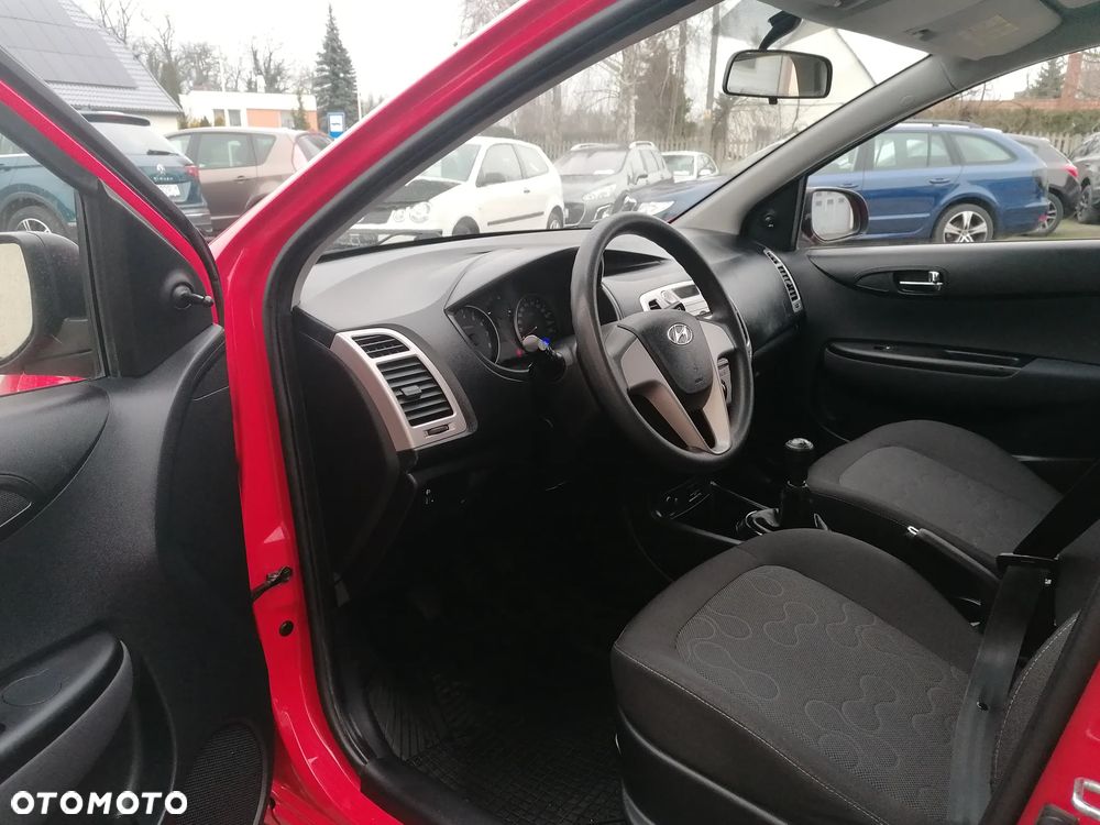 Hyundai i20 - 10