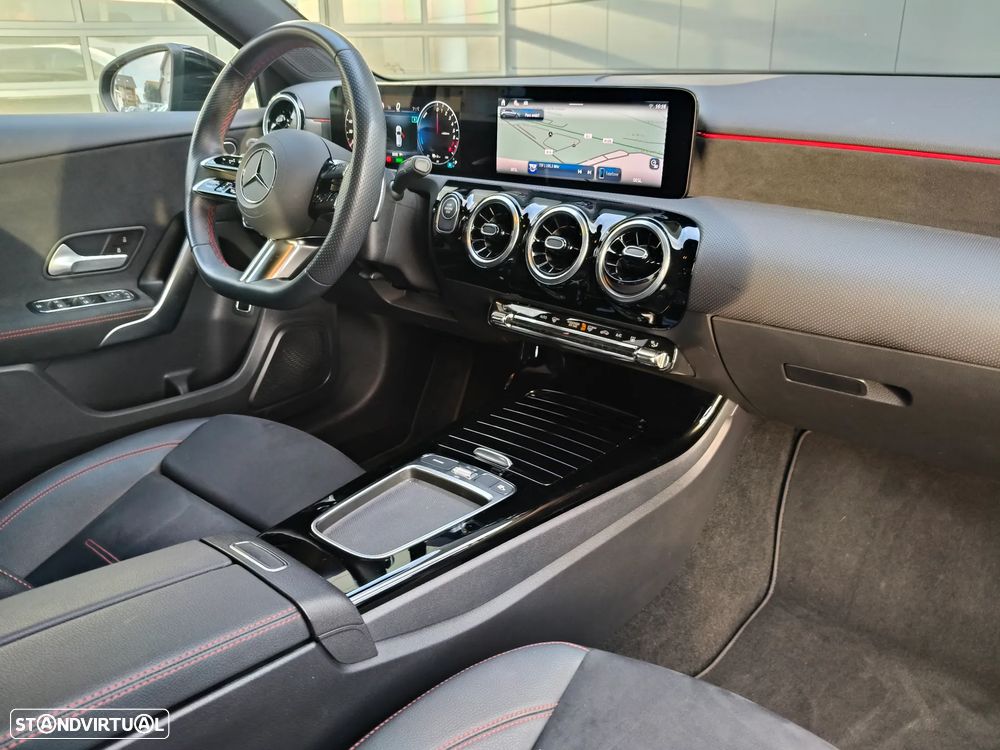 Mercedes-Benz A 250 e 8G-DCT AMG Line - 6