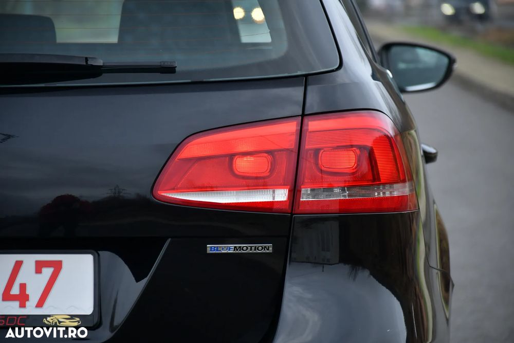 Volkswagen Passat Variant 1.6 TDI BlueMotion Technology Business Edition - 12