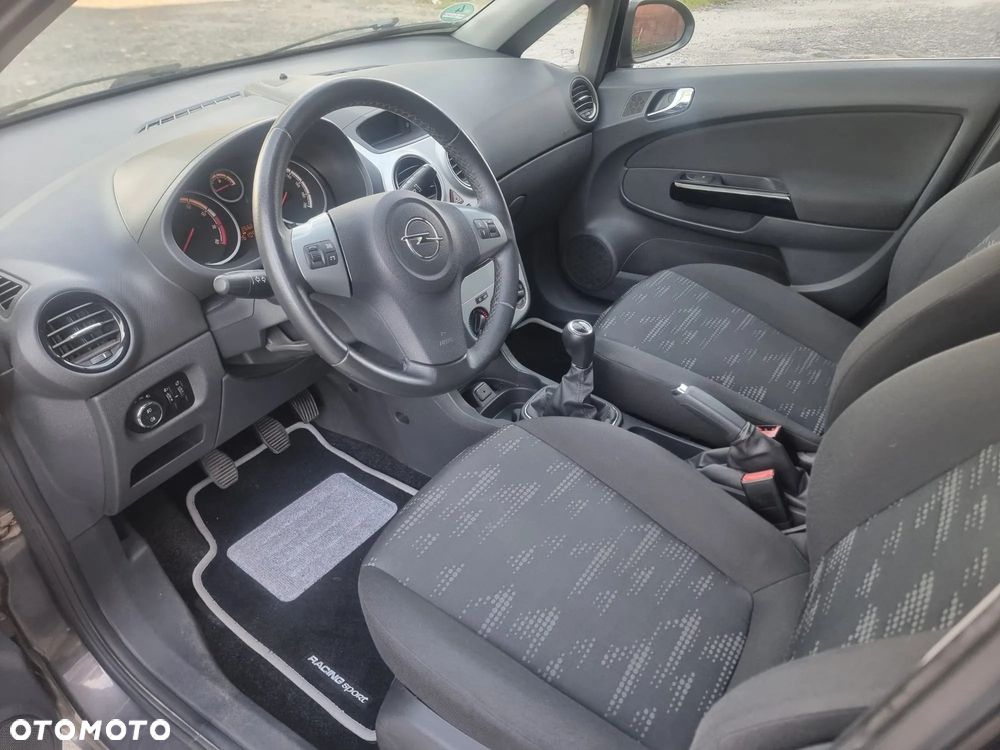 Opel Corsa - 11