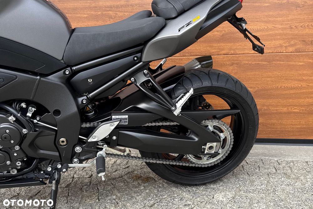 Yamaha FZ8 - 27