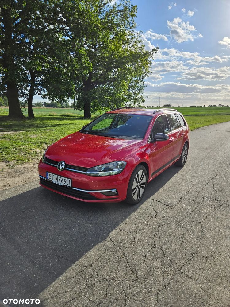Volkswagen Golf 1.6 TDI (BlueMotion Technology) Comfortline - 1