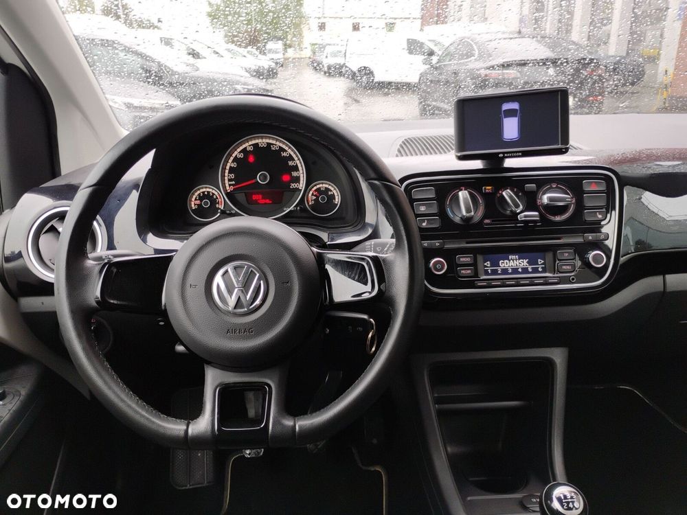 Volkswagen up! 1.0 high - 17