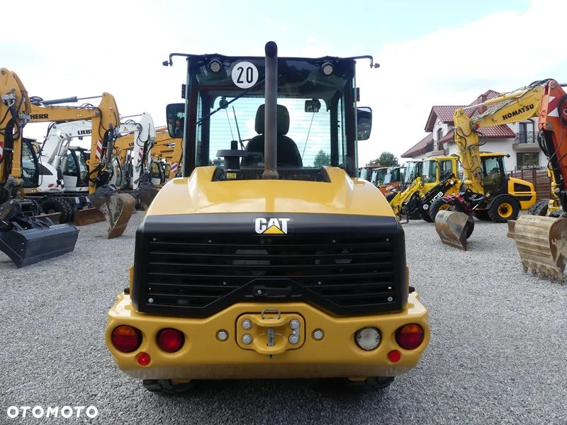 Caterpillar CAT 906M / 2017R / Centralne smarowanie / - 7