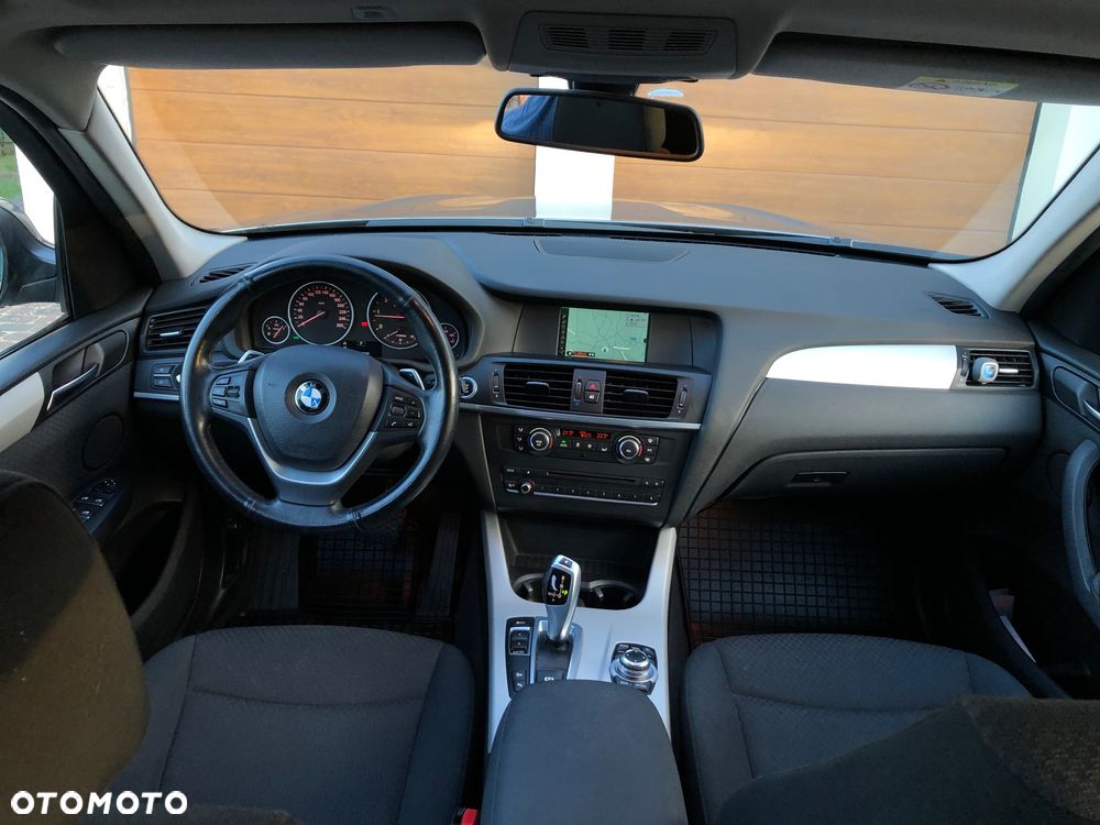 BMW X3 xDrive20d - 14