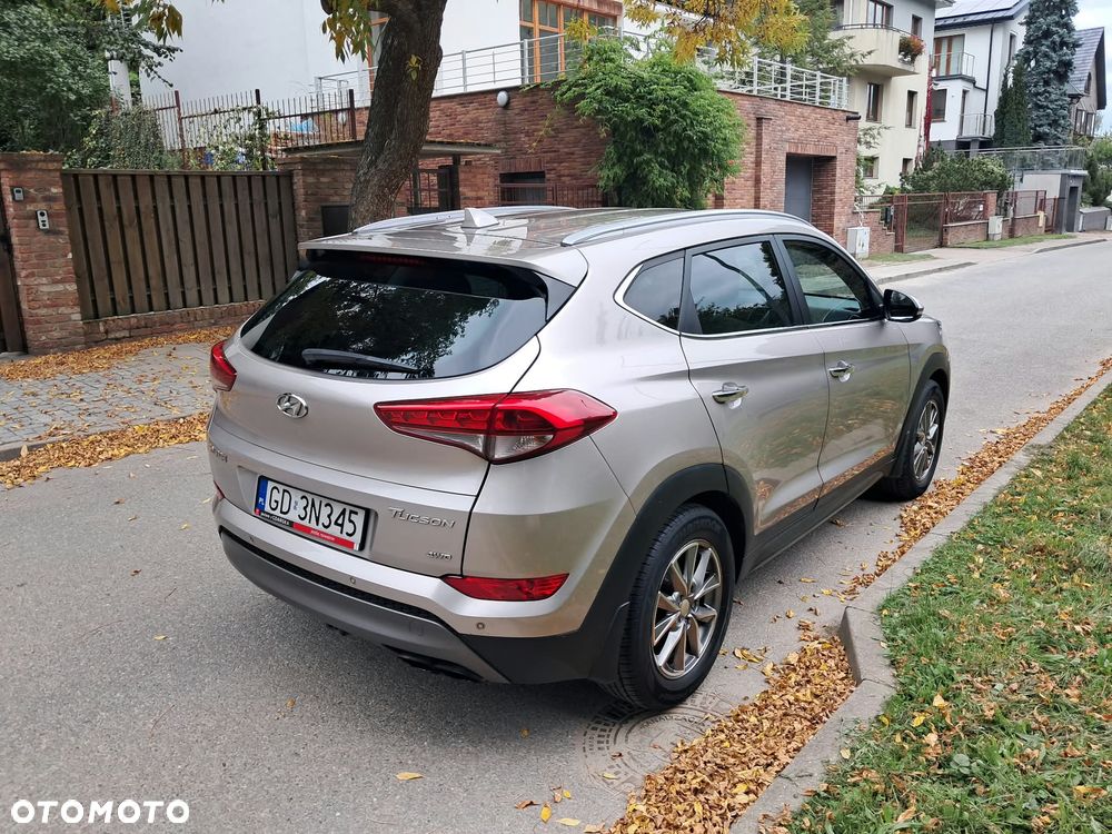 Hyundai Tucson - 4