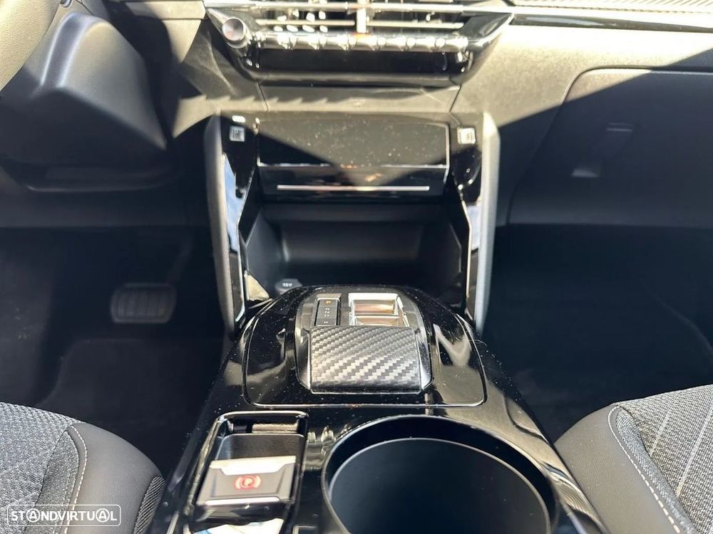 Peugeot e-208 51 kWh Allure - 11