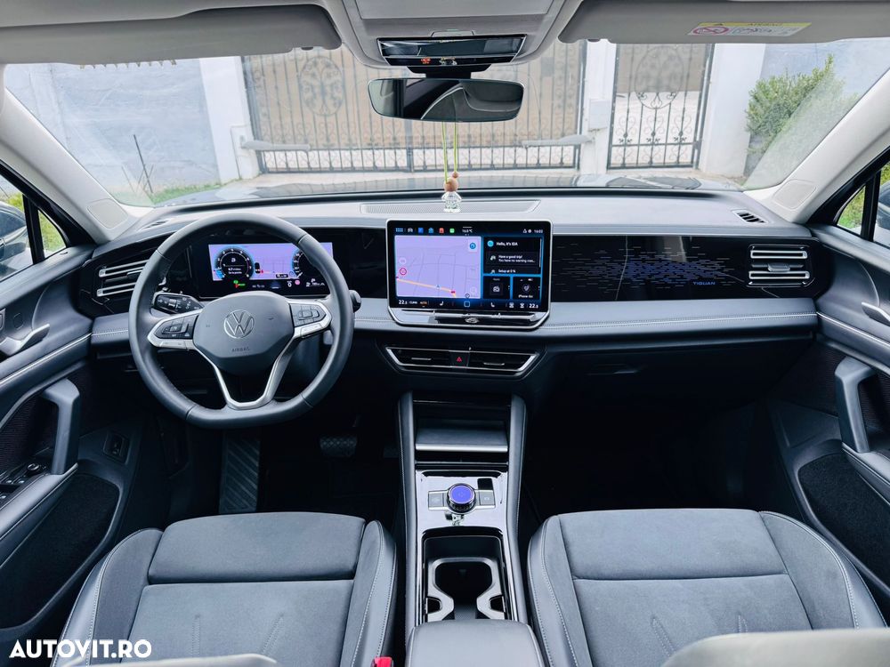 Volkswagen Tiguan - 8