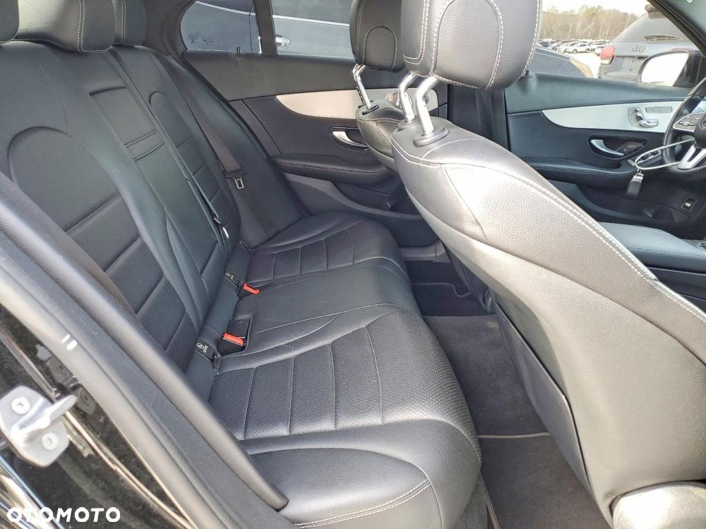 Mercedes-Benz Klasa C 300 9G-TRONIC Avantgarde - 9