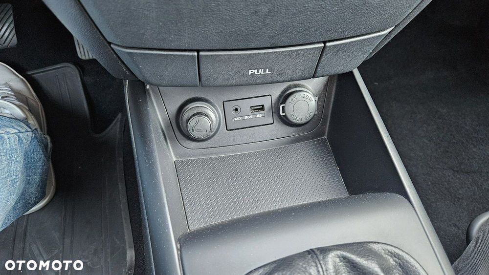 Hyundai i30 1.6 CRDi FIFA WM Edition - 26