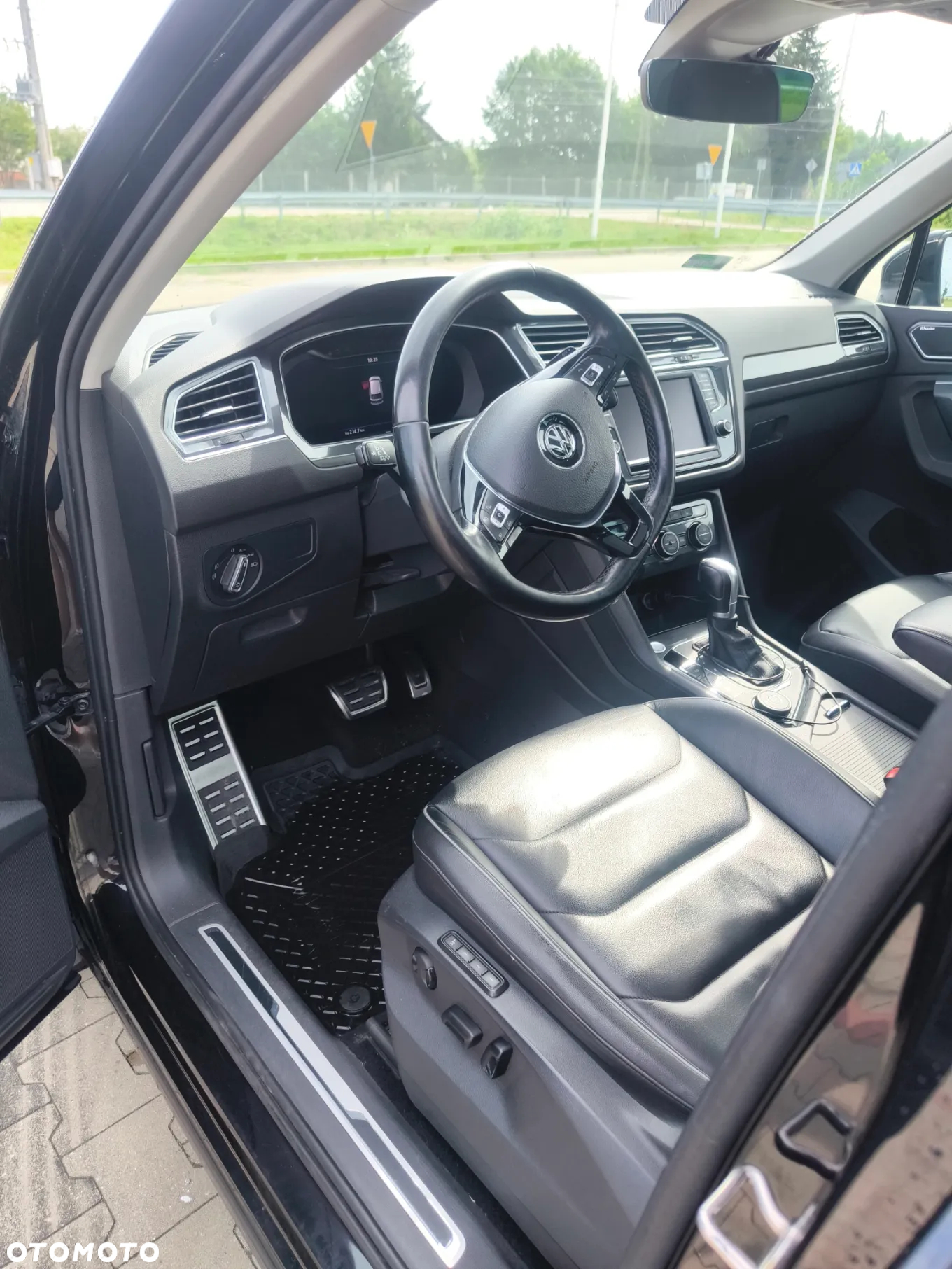 Volkswagen Tiguan 2.0 TDI SCR 4MOTION (BlueMotion Techn.) DSG Highline - 22
