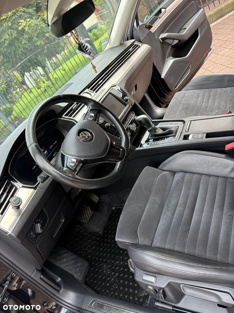 Volkswagen Passat 2.0 TDI BMT Highline DSG - 11