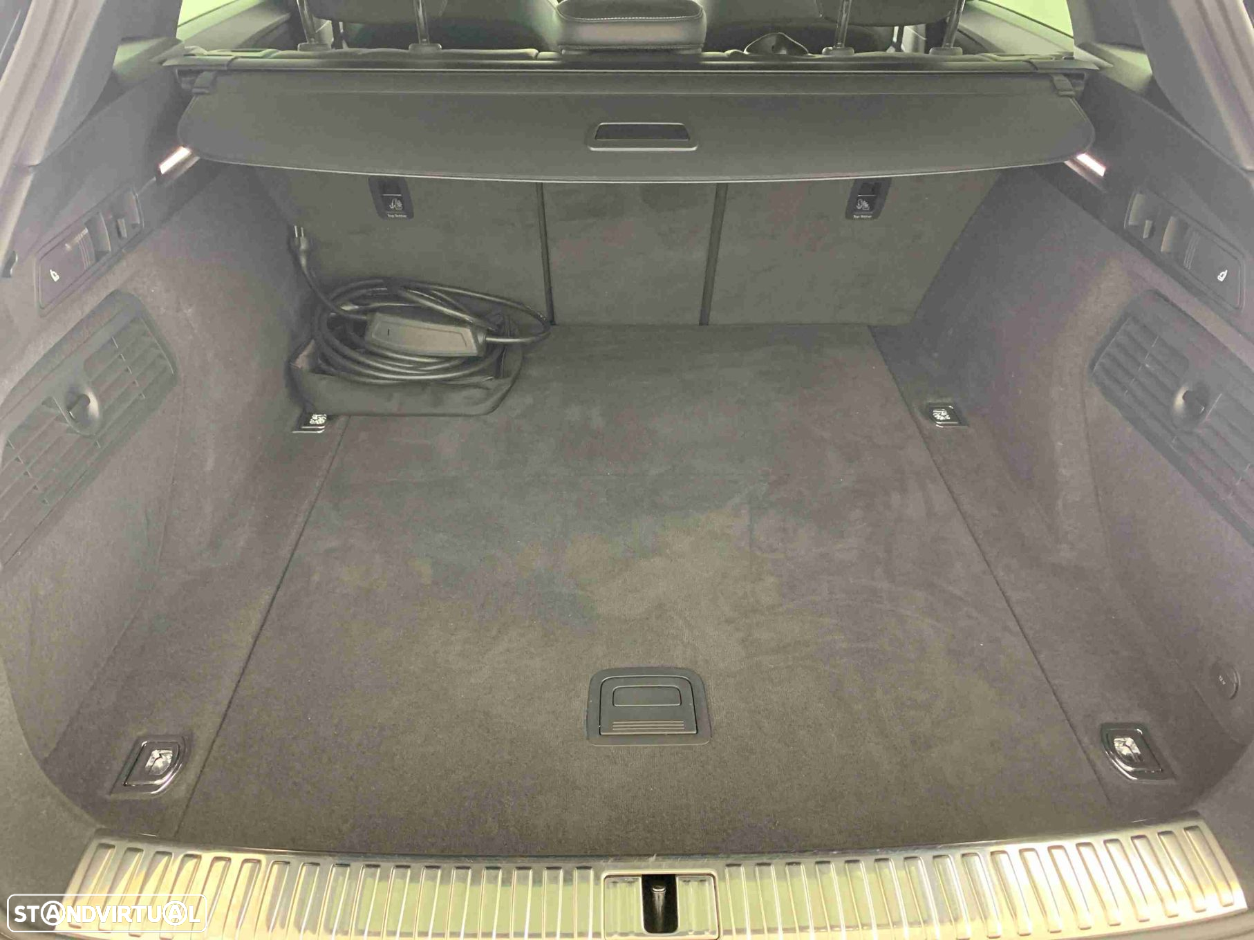 Audi Q8 e-Tron 50 quattro S line - 14