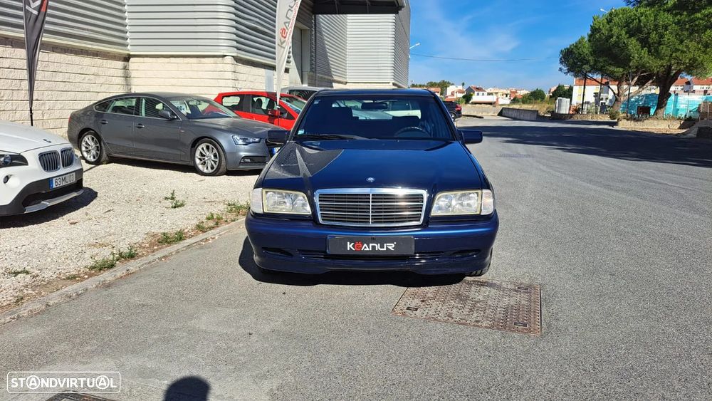 Mercedes-Benz C 180 Classic - 12
