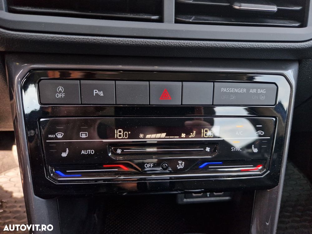 Volkswagen T-Cross - 19