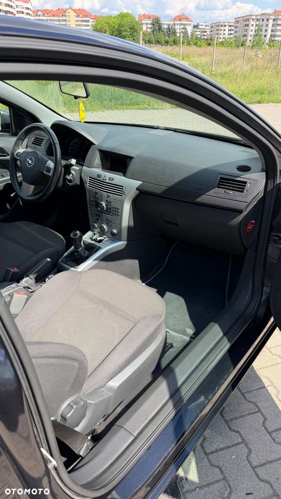 Opel Astra 1.4 - 12