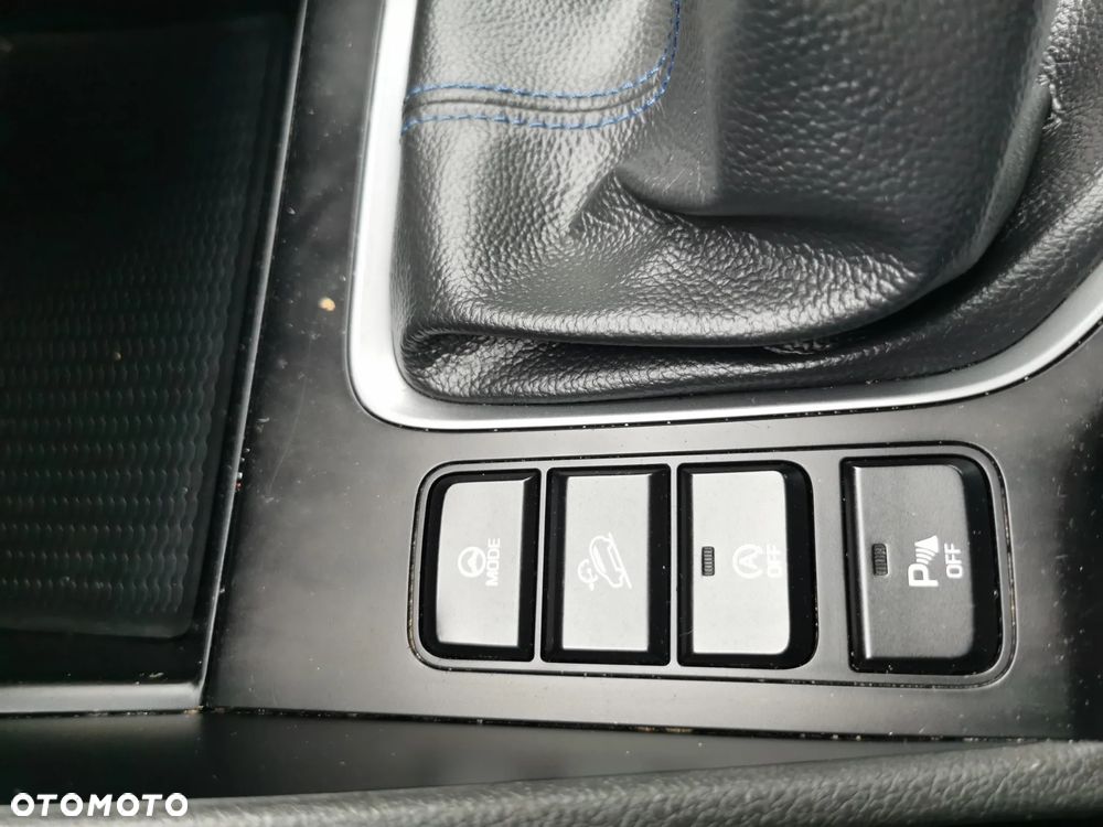 Hyundai Tucson 1.6 GDI BlueDrive Style 2WD - 16