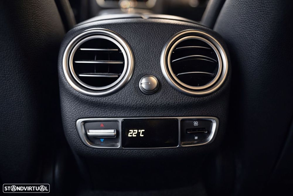 Mercedes-Benz C 300 de AMG Line - 25