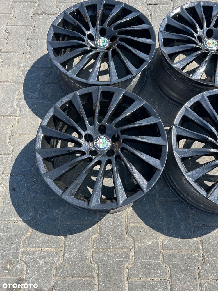 Alfa Romeo alufelgi 18 cali 5x110 Giulia Giulietta Fiat 500X czarne - 6