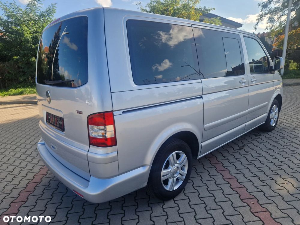 Volkswagen Multivan - 4