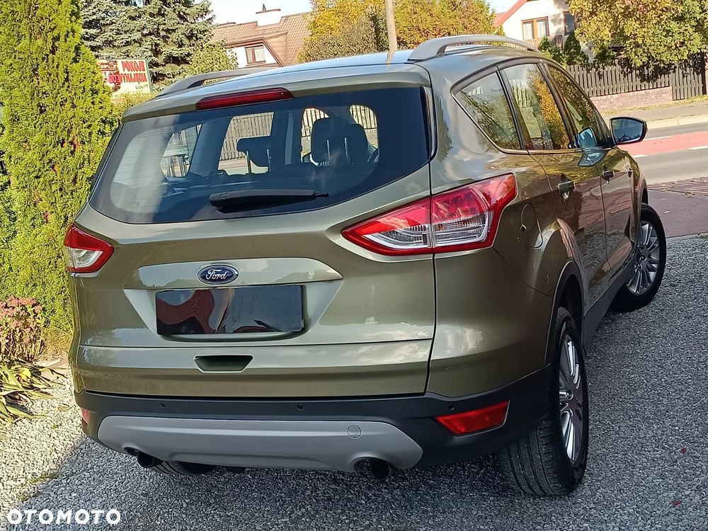 Ford Kuga 1.6 EcoBoost 2x4 Titanium - 12