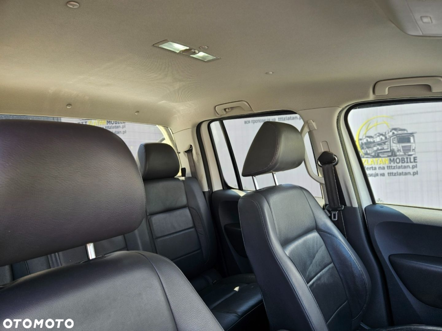 Volkswagen Amarok - 23