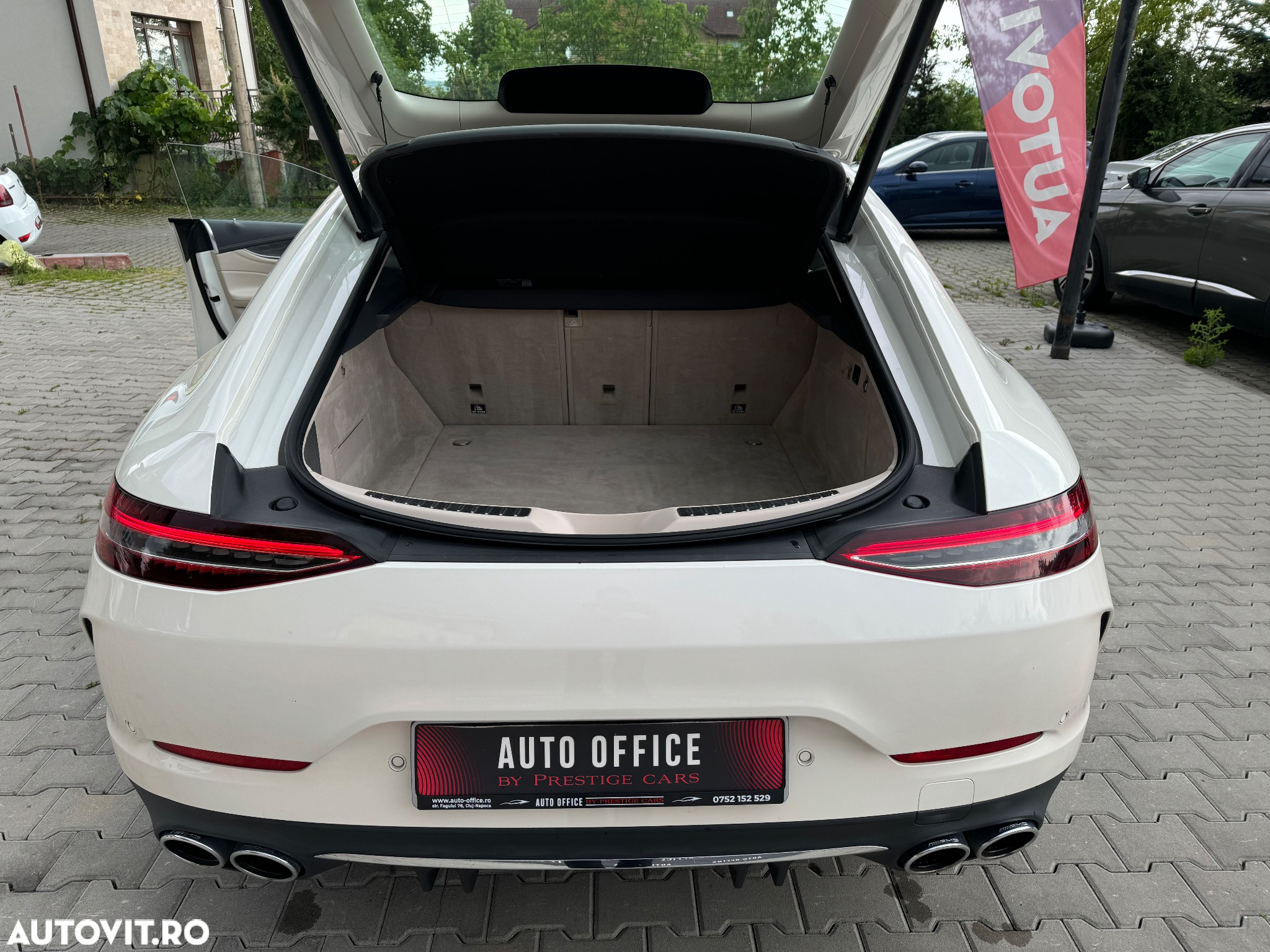 Mercedes-Benz AMG GT 53 4MATIC+ - 8