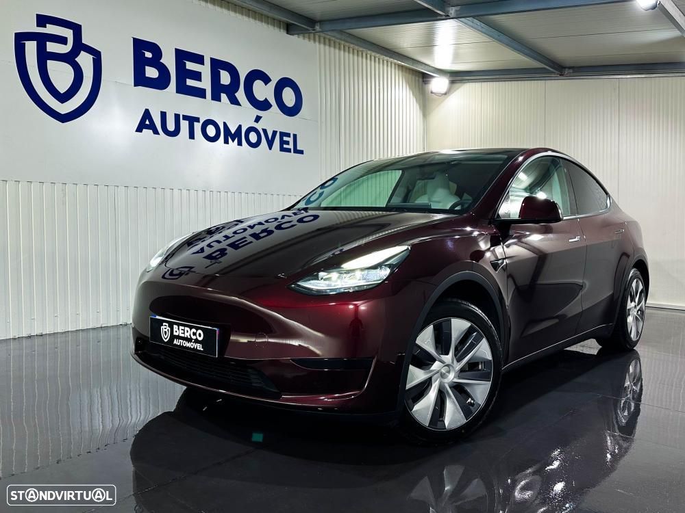 Tesla Model Y Standard - 2