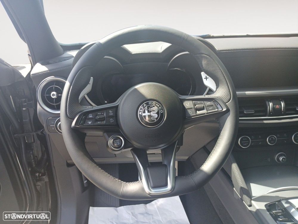 Alfa Romeo Stelvio 2.0 T Veloce Q4 AT8 - 12