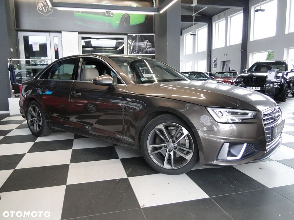 Audi A4 Limousine - 2