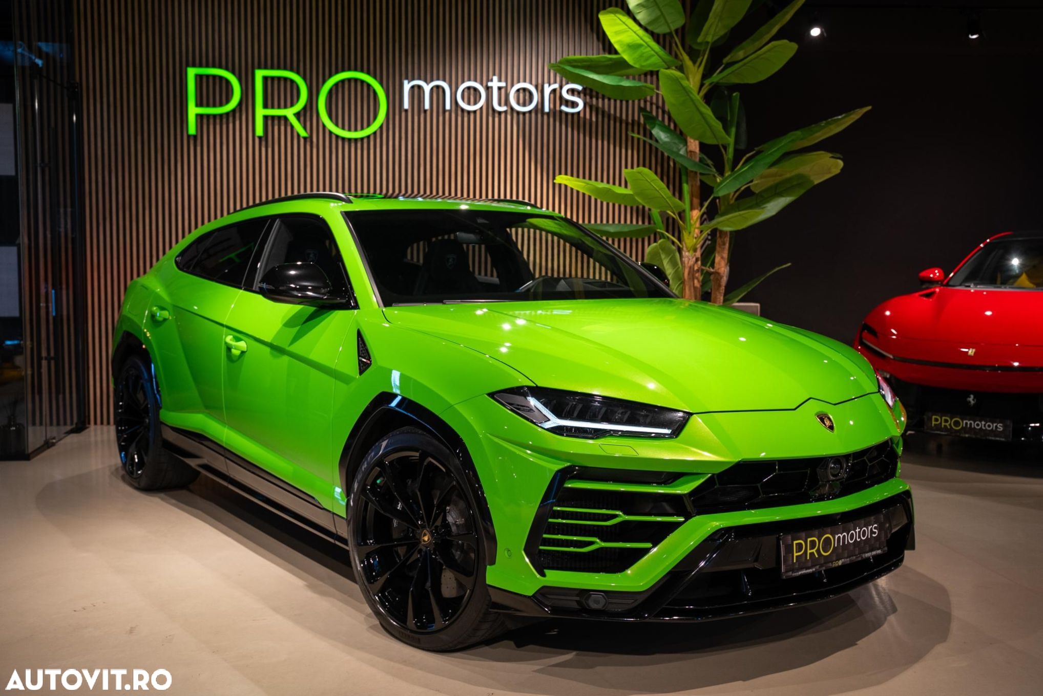 Lamborghini URUS - 13