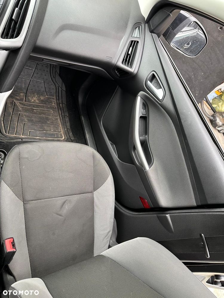 Ford Focus 1.6 TDCi Edition - 8