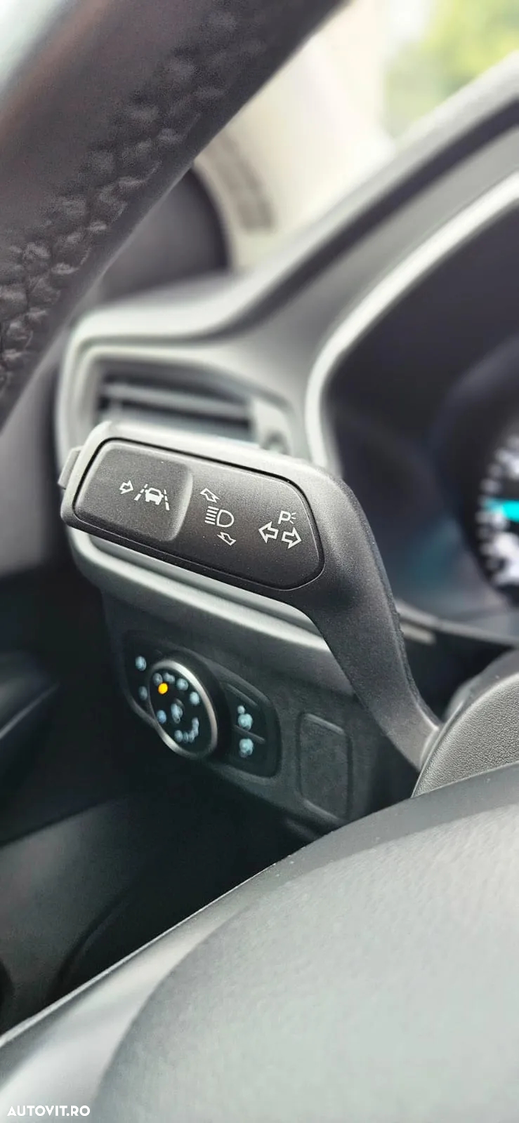 Ford Focus Turnier 1.0 EcoBoost Start-Stopp-System COOL&CONNECT - 6