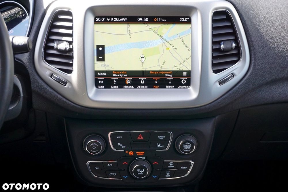 Jeep Compass - 30