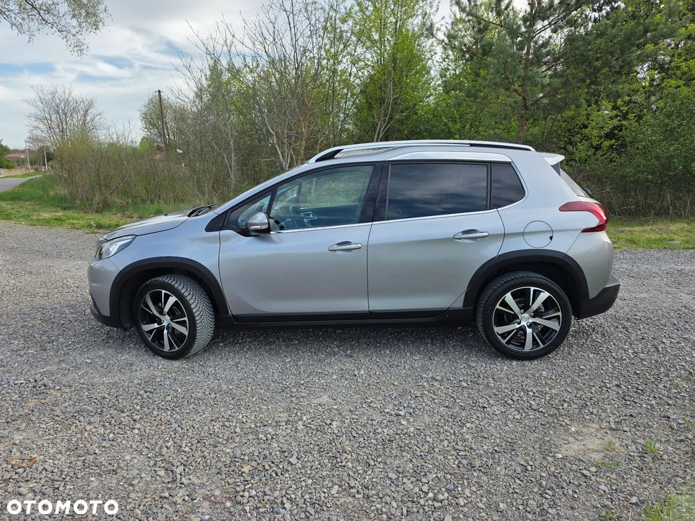 Peugeot 2008 BlueHDi 100 STOP & START Allure - 4
