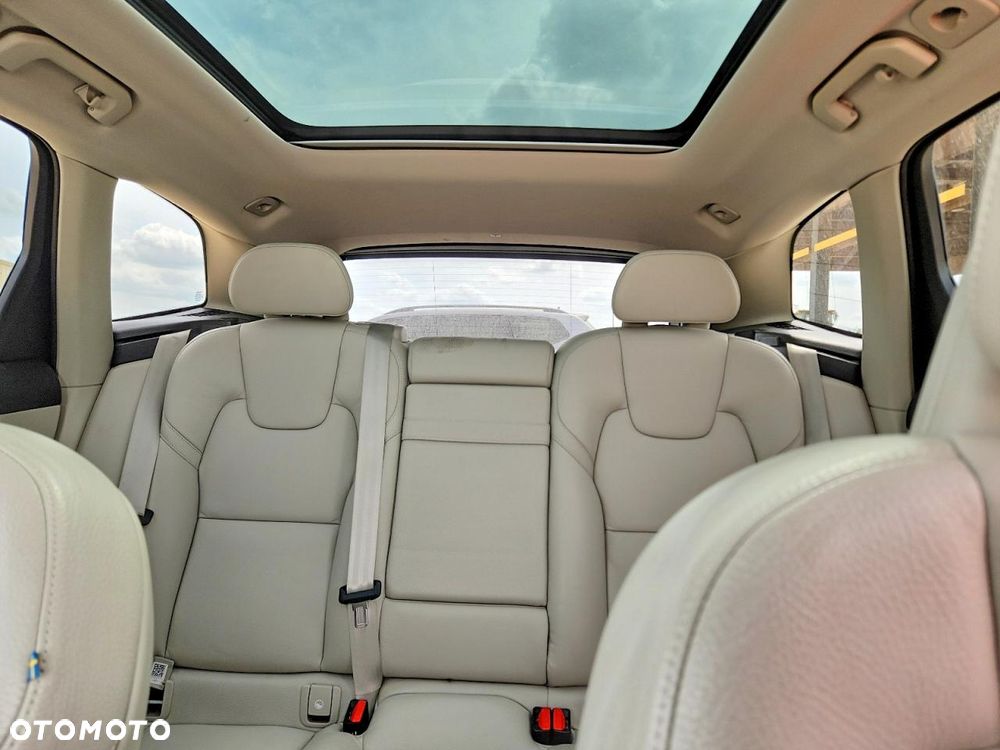 Volvo XC 60 T5 AWD Geartronic Momentum - 9