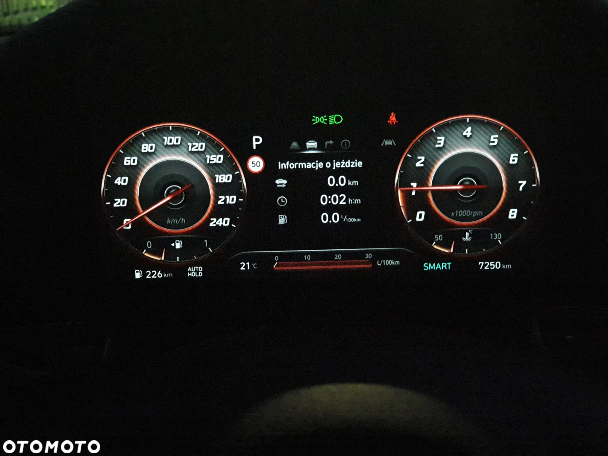 Hyundai Elantra 1.6 Smart CVT - 23