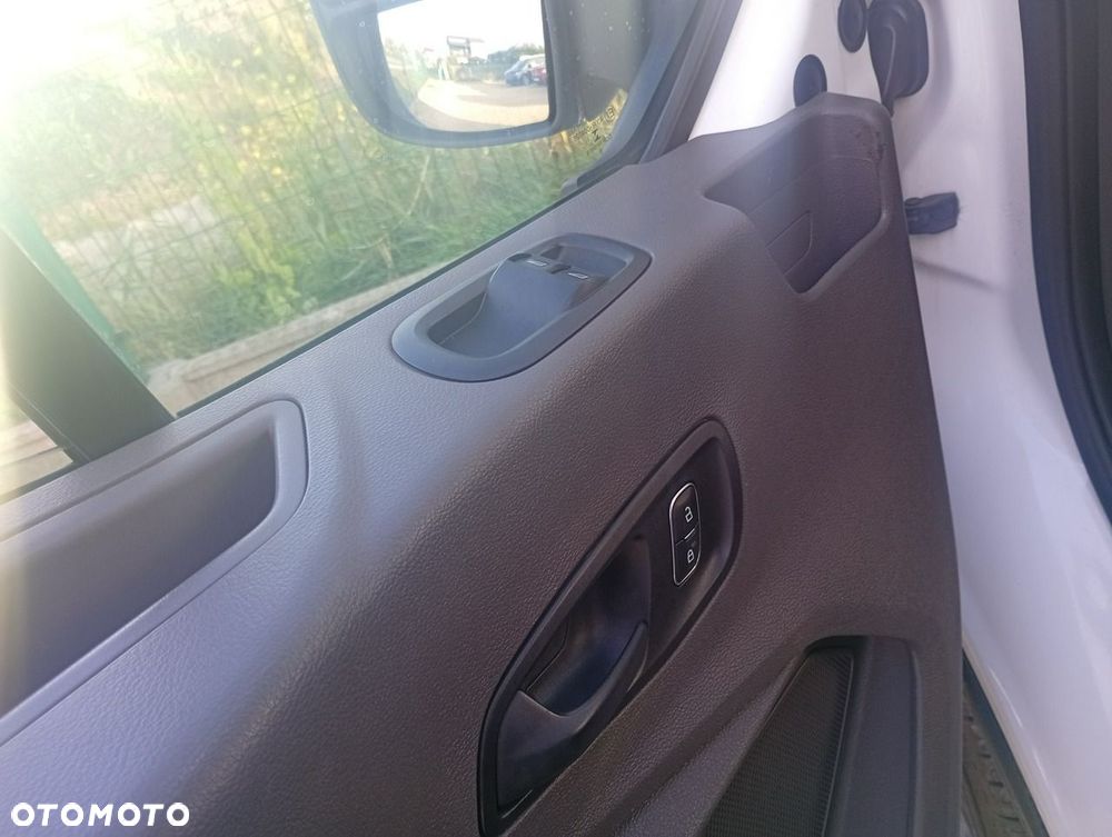 Ford Transit - 22