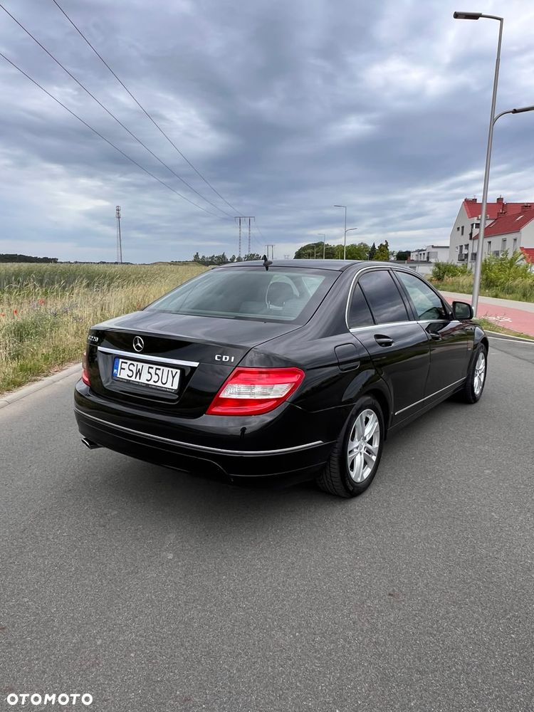 Mercedes-Benz Klasa C 220 CDI DPF Automatik Avantgarde - 4