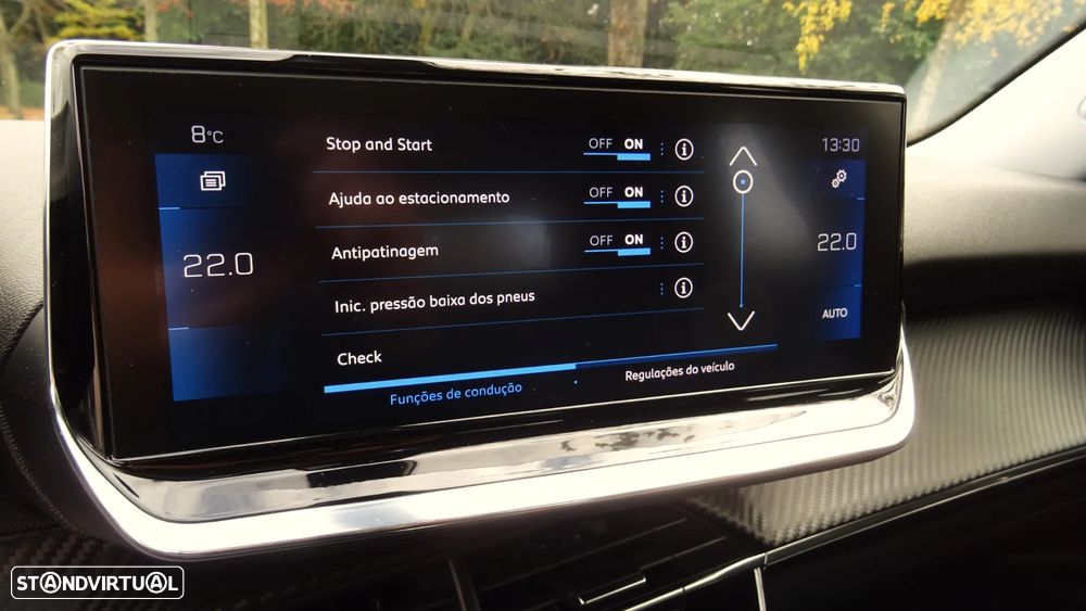 Peugeot 2008 PureTech 130 Allure - 28