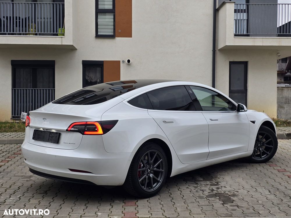 Tesla Model 3 Langstreckenbatterie Allradantrieb Dual Motor - 3