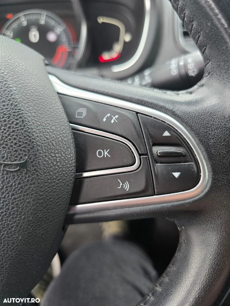 Renault Scenic ENERGY TCe 115 INTENS - 19