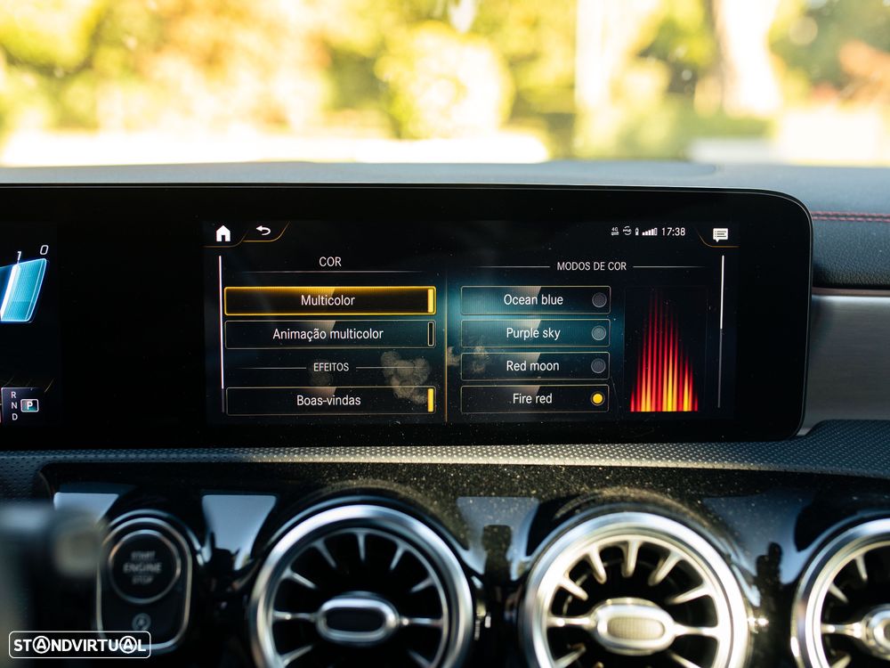 Mercedes-Benz CLA 35 AMG 4Matic - 32