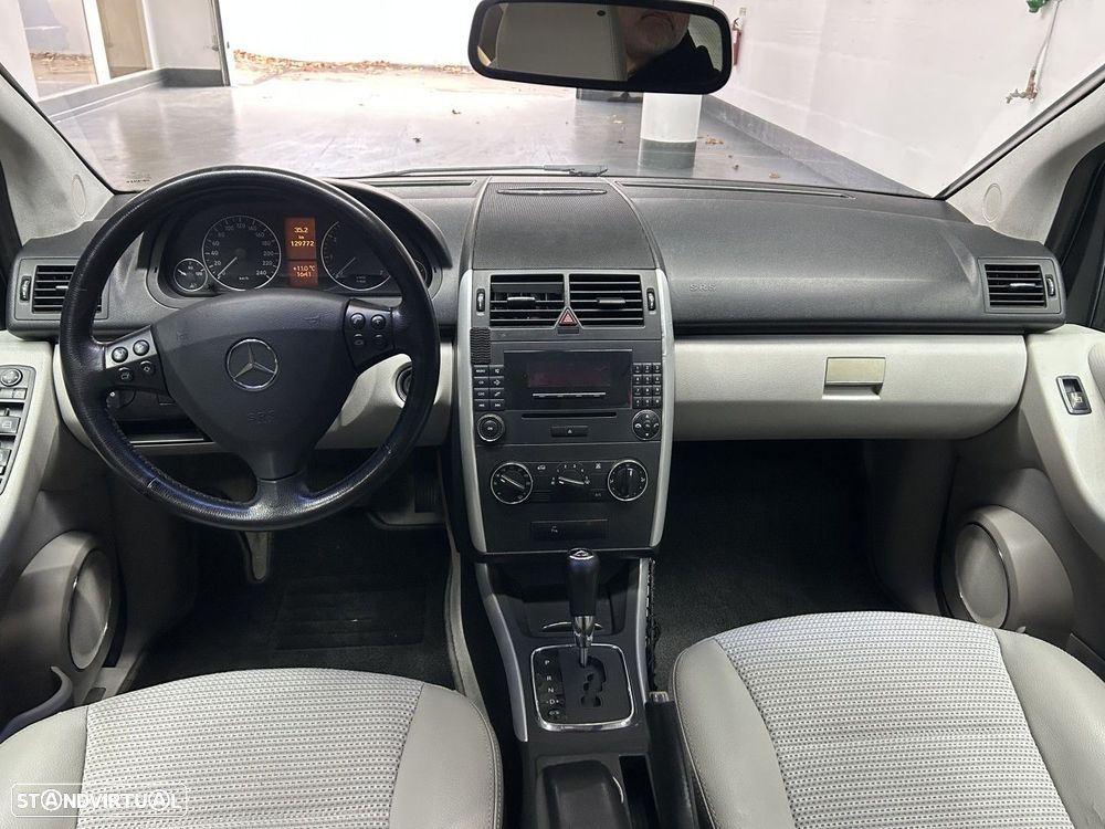 Mercedes-Benz A 150 Avantgarde Automatic - 11