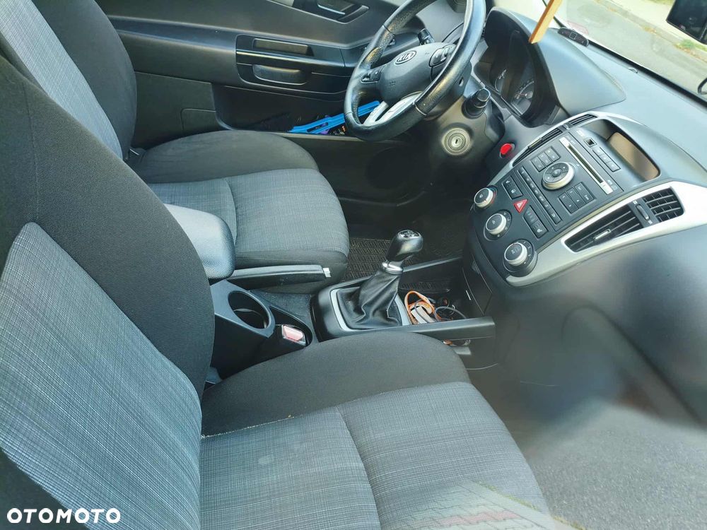 Kia Ceed - 3